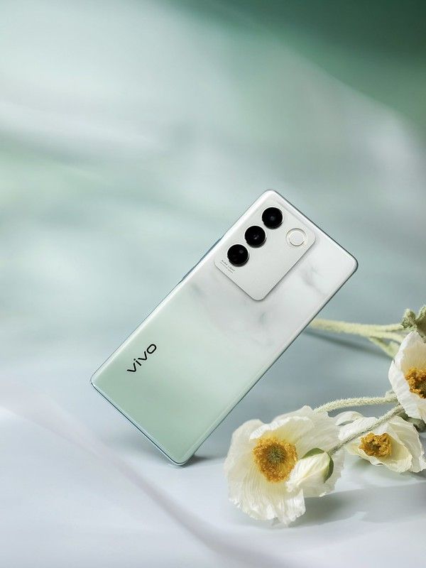 Vivo V27 / V27 Pro